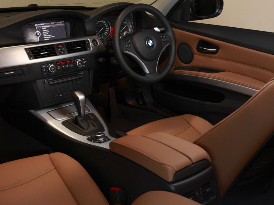  BMW 335i Touring 2008 года  (AU) (фото 15 из 16)